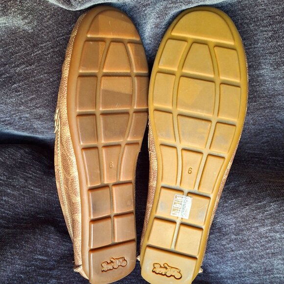 New Woman's Coach Leather Marley Coated Canvas Loafer Shoes Tan Size 6 - Picture 3 of 5